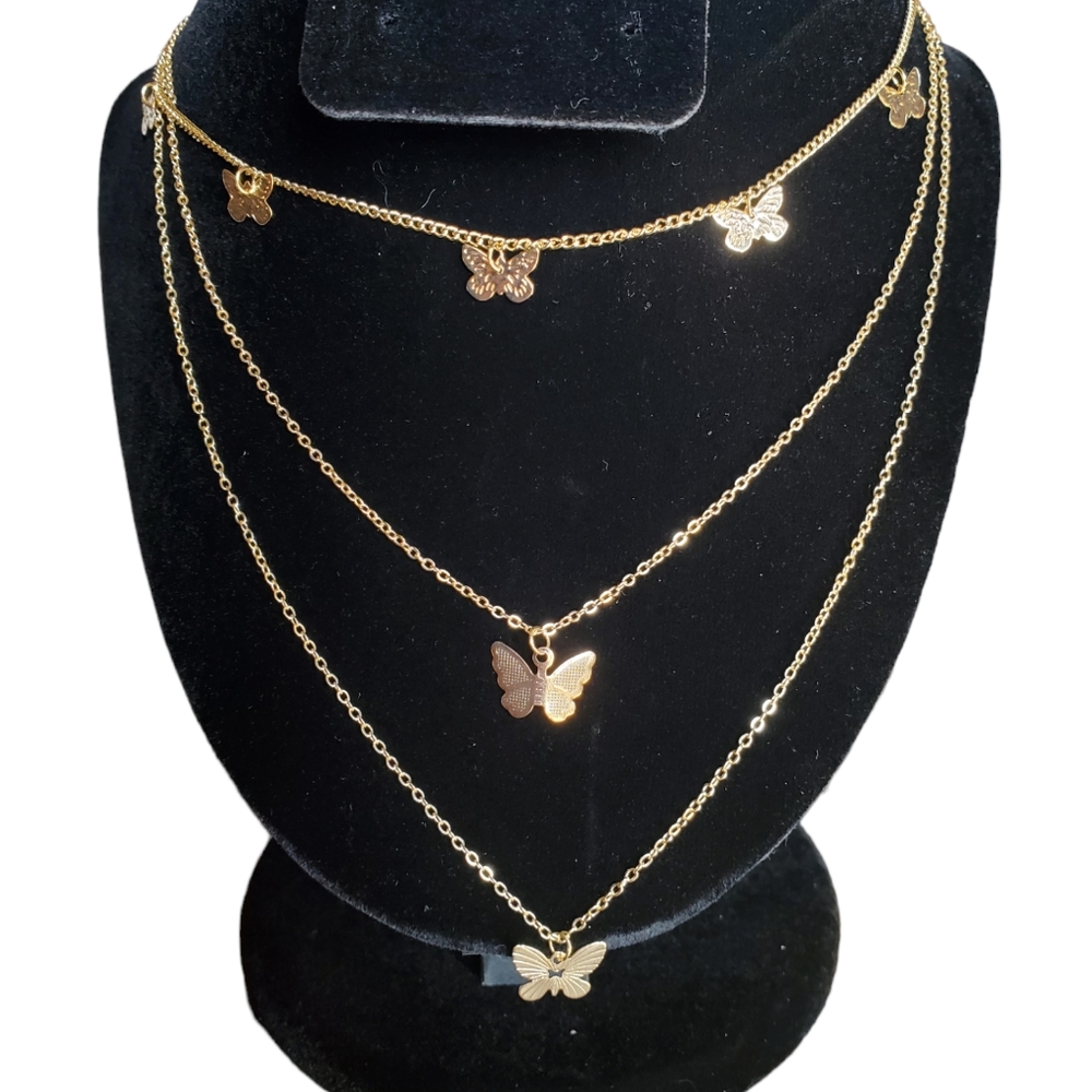 🦋Multi layered gold plated butterfly necklace - Picture 1 of 6